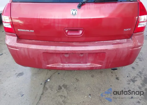 2005 Dodge Magnum Se z USA, uszkodzony, nr VIN 2D4FV48V35H677391